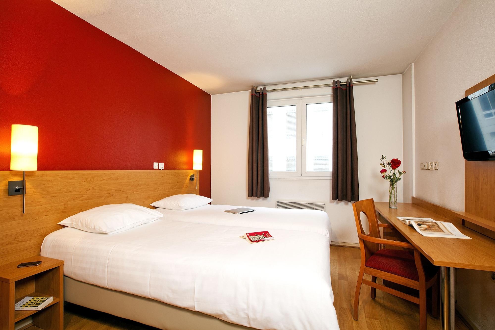 Sejours & Affaires Saxe-gambetta 2* Lyon