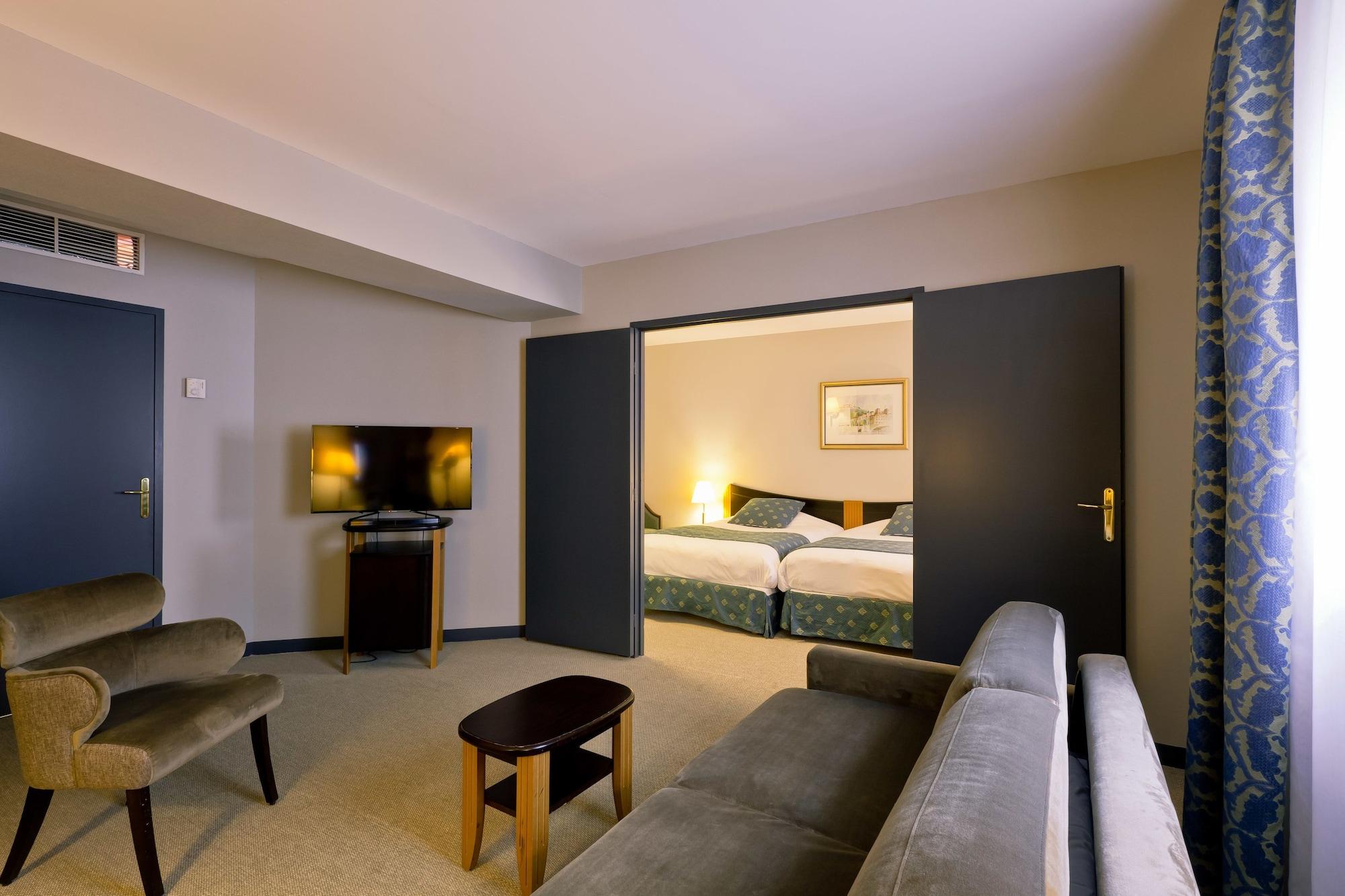 Best Western Crequi Part Dieu 4*