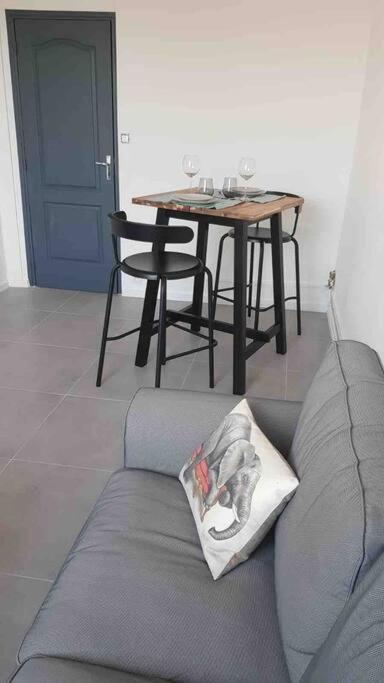 Cosy Proche La Part Dieu Apartment