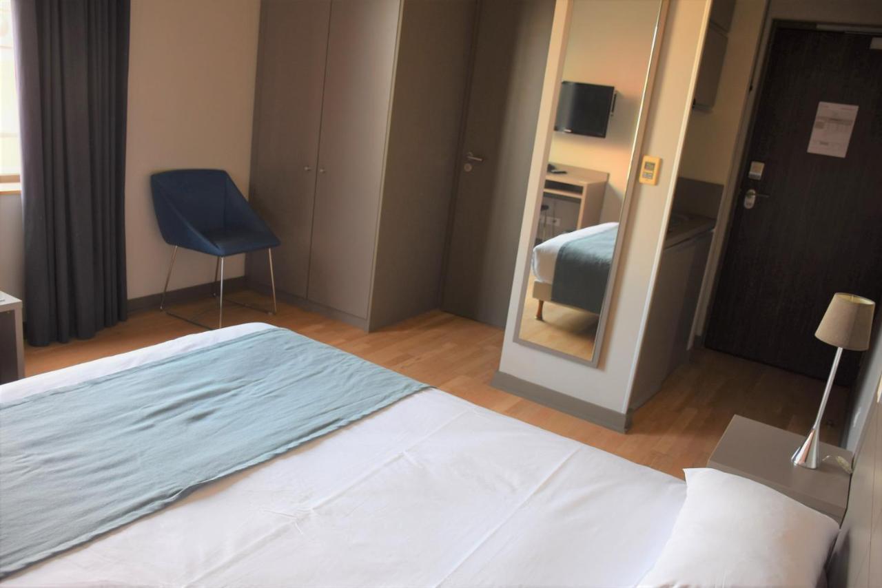 Adonis Dock Ouest 3*