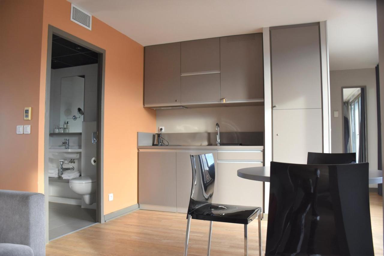 Adonis Dock Ouest 3*
