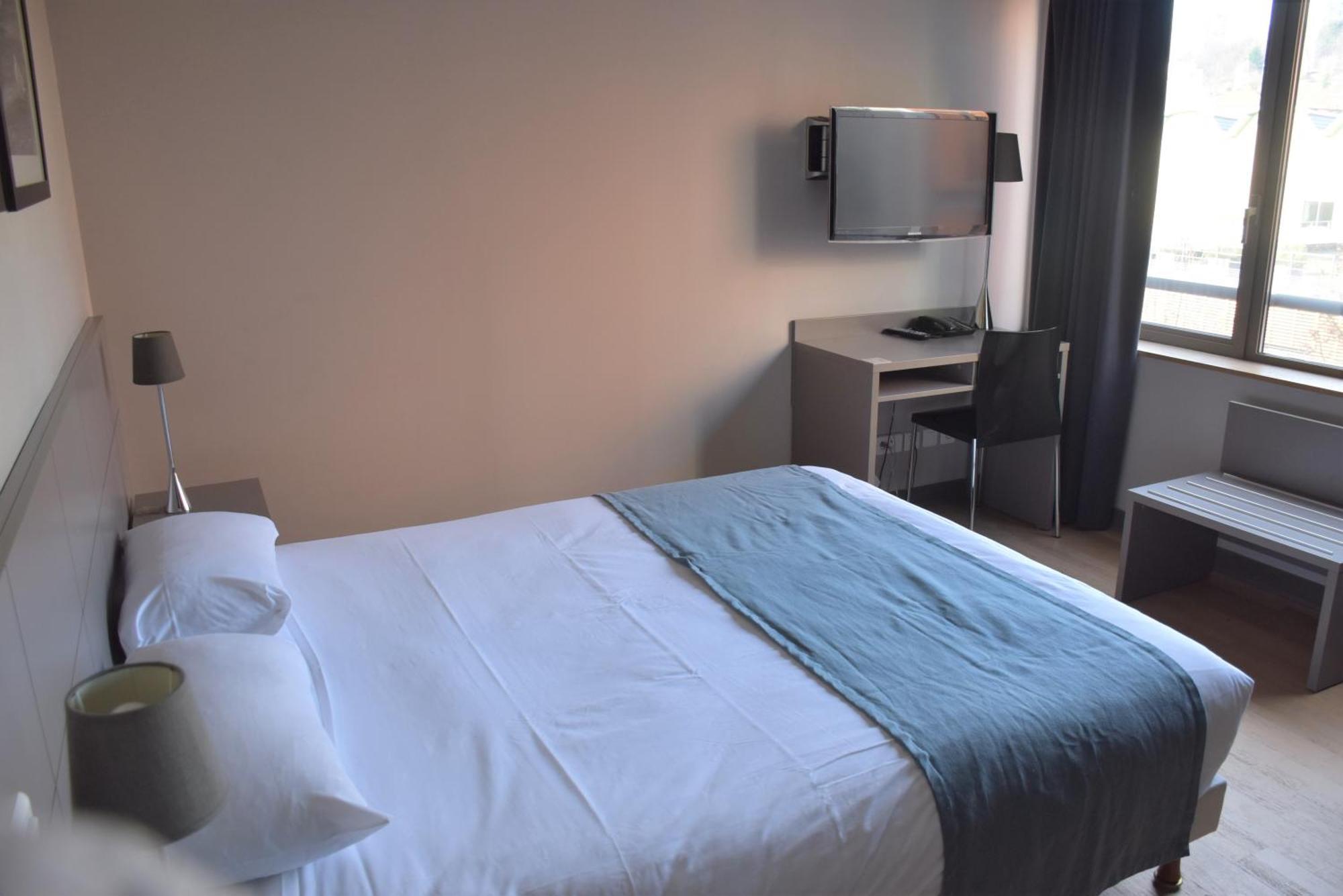 Adonis Dock Ouest 3*