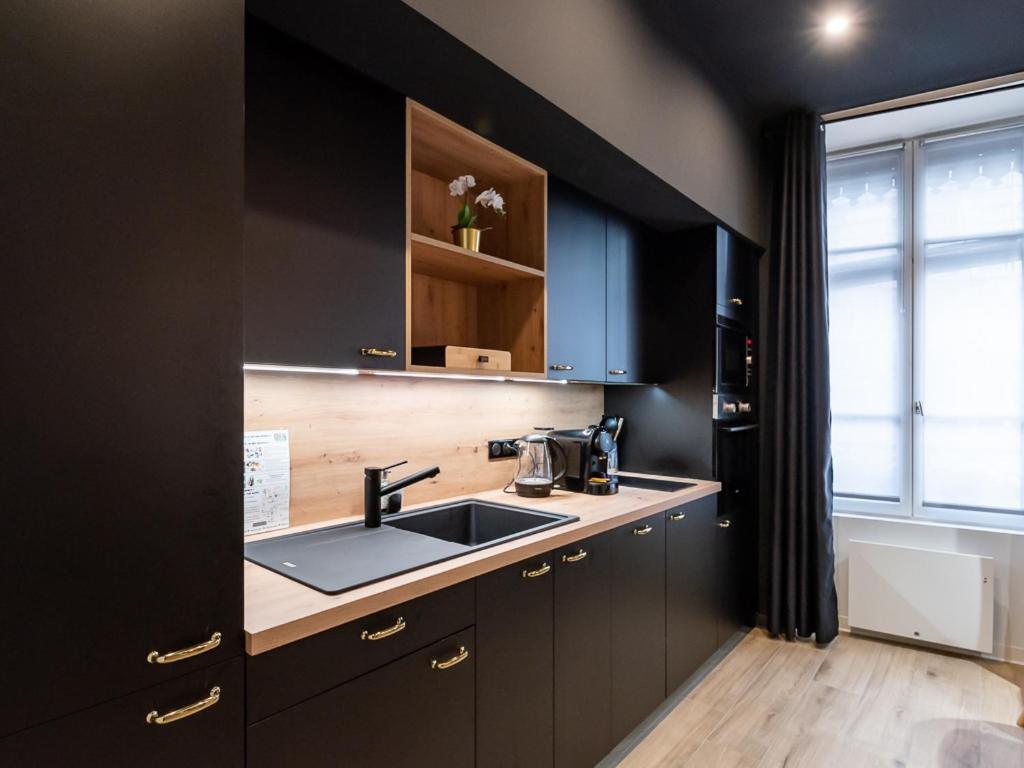 Apartment Chic Proche Bellecour Avec Parking *