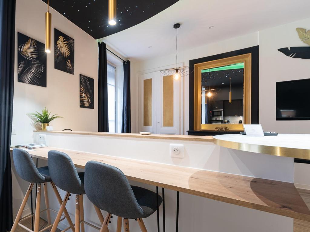 Apartment Chic Proche Bellecour Avec Parking *