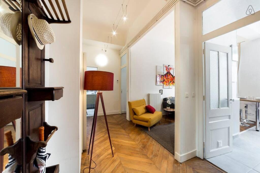 Perfect To Visit With Family Or Friends Ail Lyon
