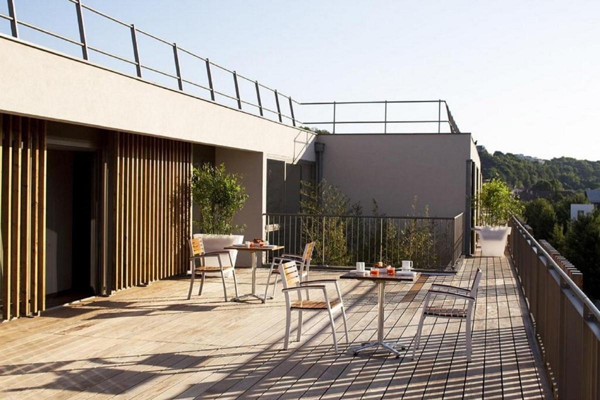 Adonis Dock Ouest Aparthotel 3*