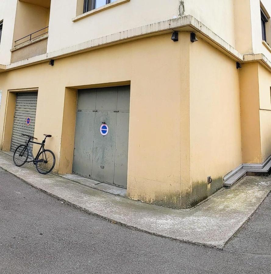 Apartment Vue Exeptionnelle 15 A Min Pied De Fourviere & Vieux Avec Parking Prive Lyon