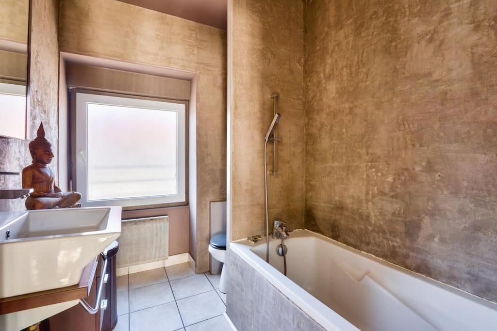 Charming In The 9th District Appartement Lyon
