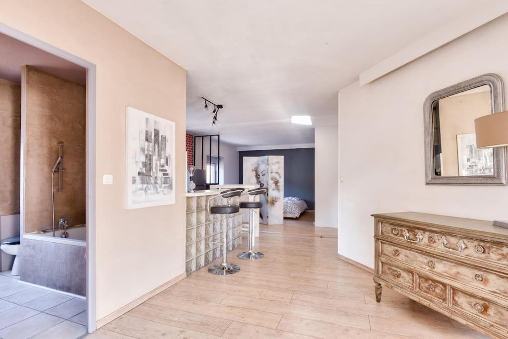 Charming In The 9th District Appartement *