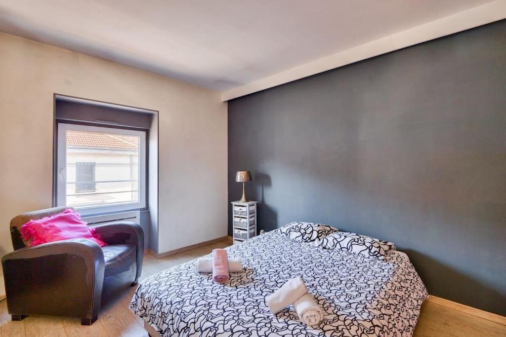 Charming In The 9th District Appartement Lyon
