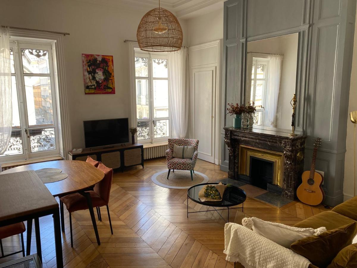 Apartment Beautiful 3br In Center