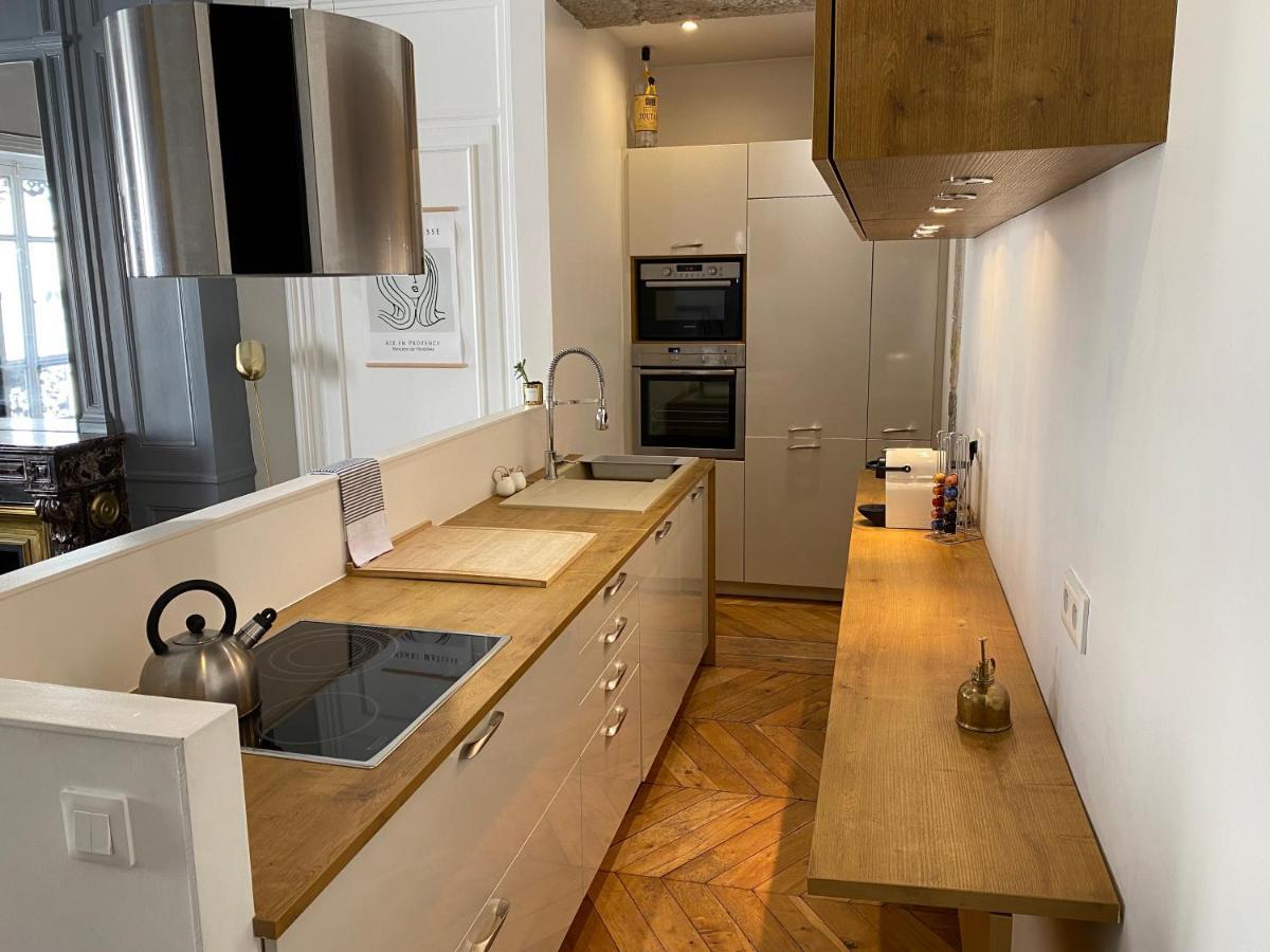 Beautiful 3br In Center Apartment Lyon