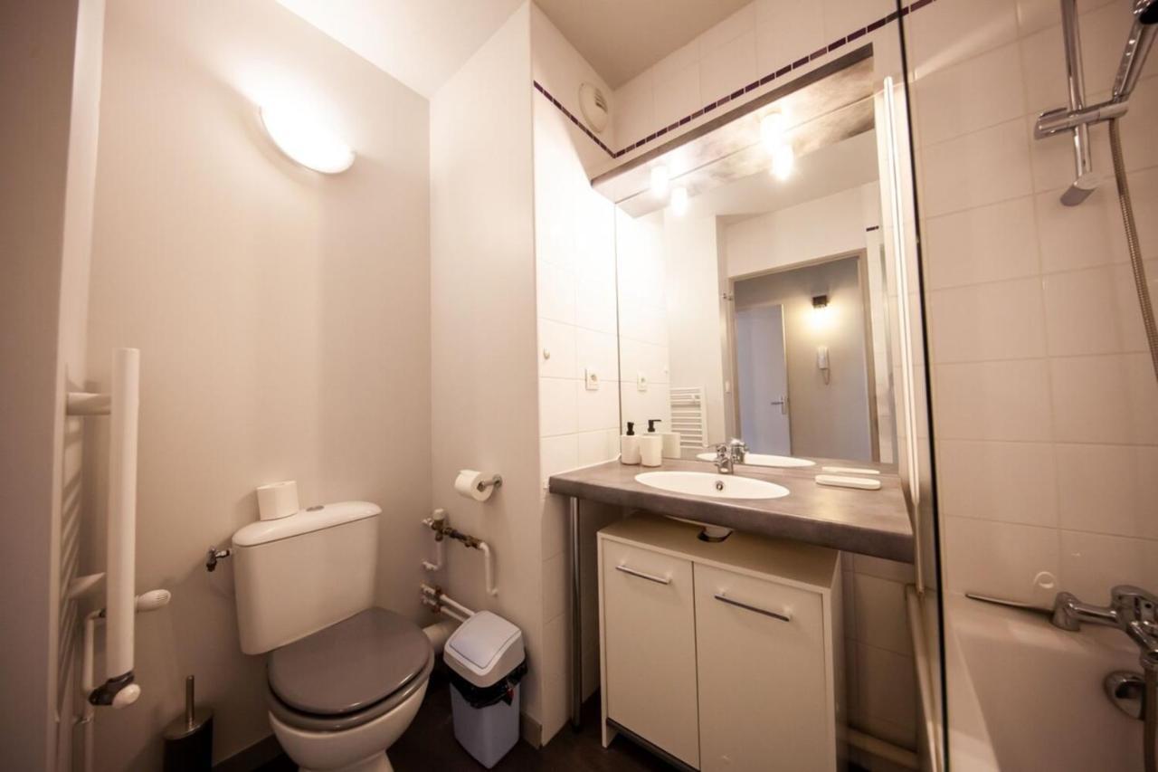 Le Petit Hector -studio Cosy Avec Parking -debourg Appartement Lyon