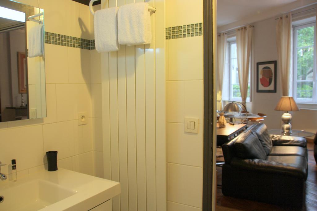 Appart' Fleurieu Apartment