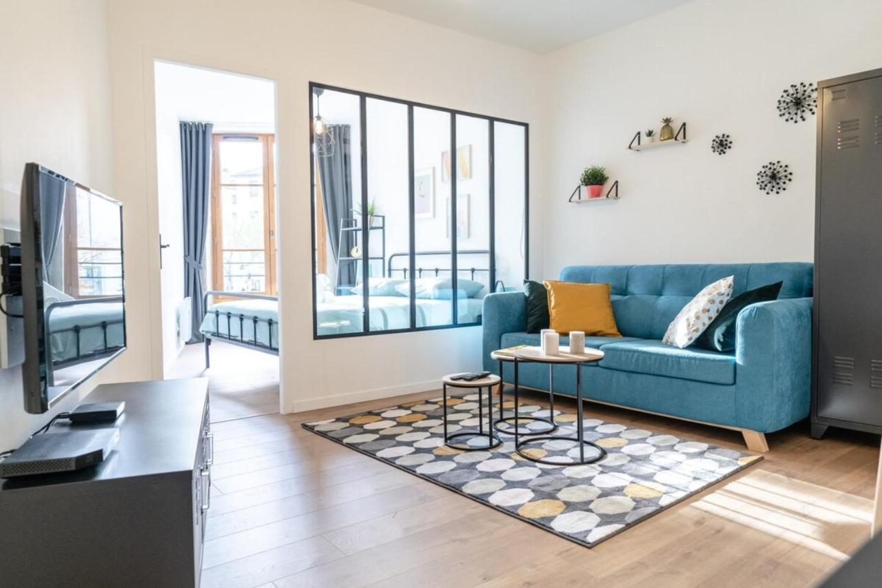 Appartement The Tanneurs - Charming 6-person - Steps From Valmy Metro *