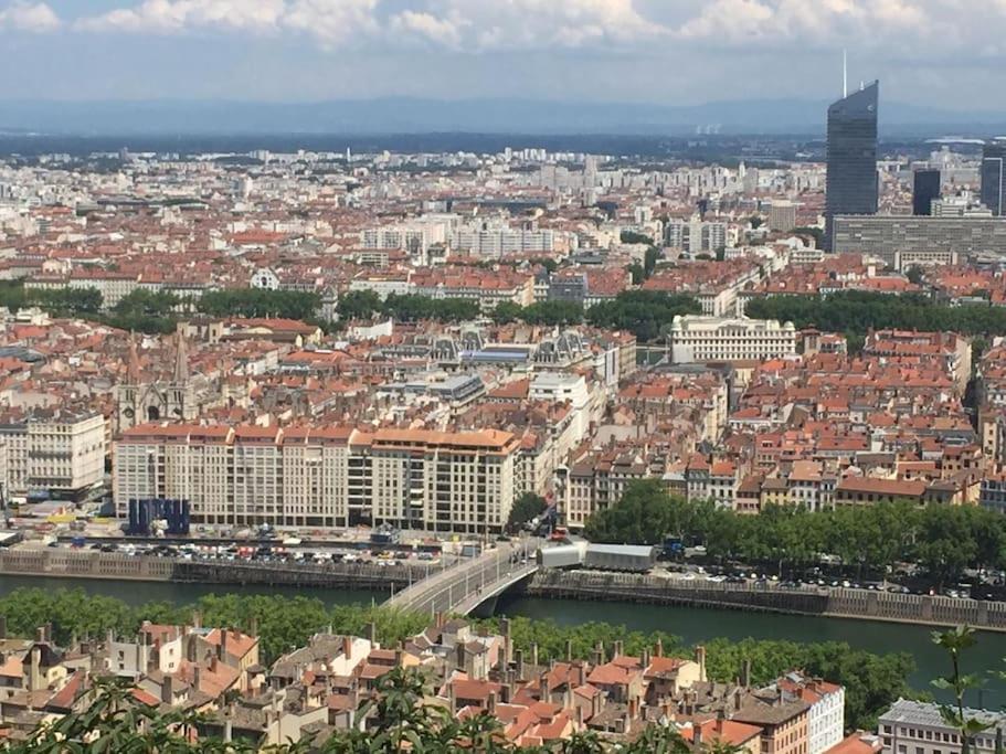 « Le Vieux Lyon » 45 M2 Tt Equipe Clim