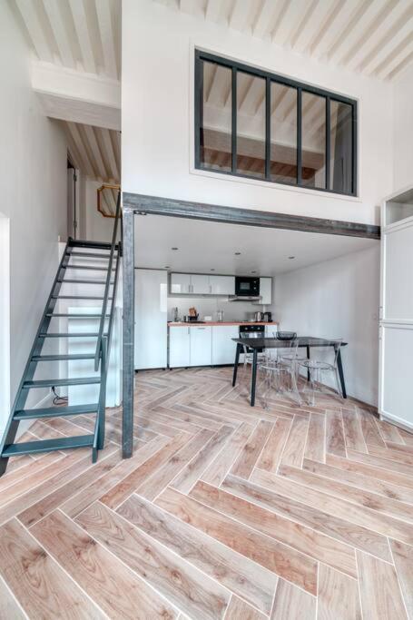Guestready - 2 Modern With Balneo * Lyon