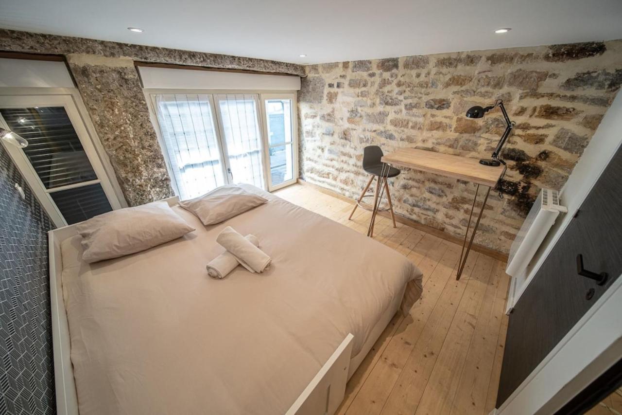 Spacious Renovated Loft - - Guillotiere Apartamento *