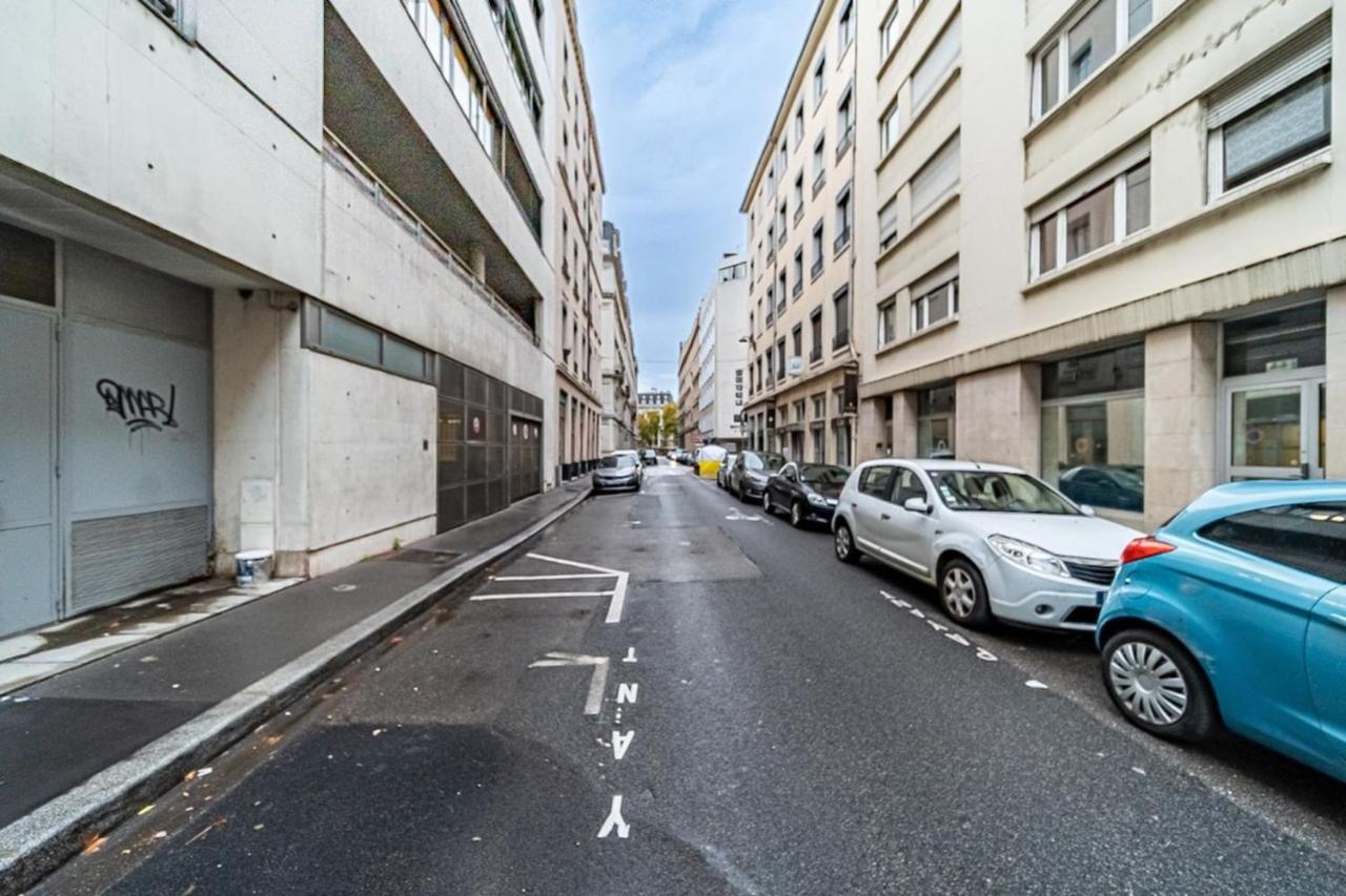 Appartement 6 Pers Avec Balcon-perrache Bellecour Lyon