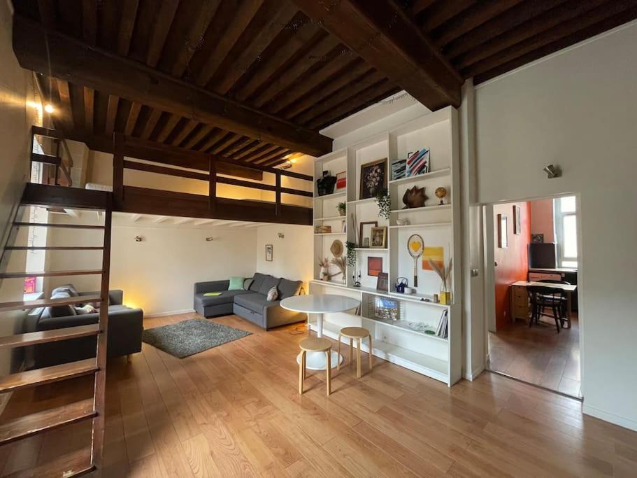 Joli Canut - Proche De Fourviere - 6 Couchages Apartment *
