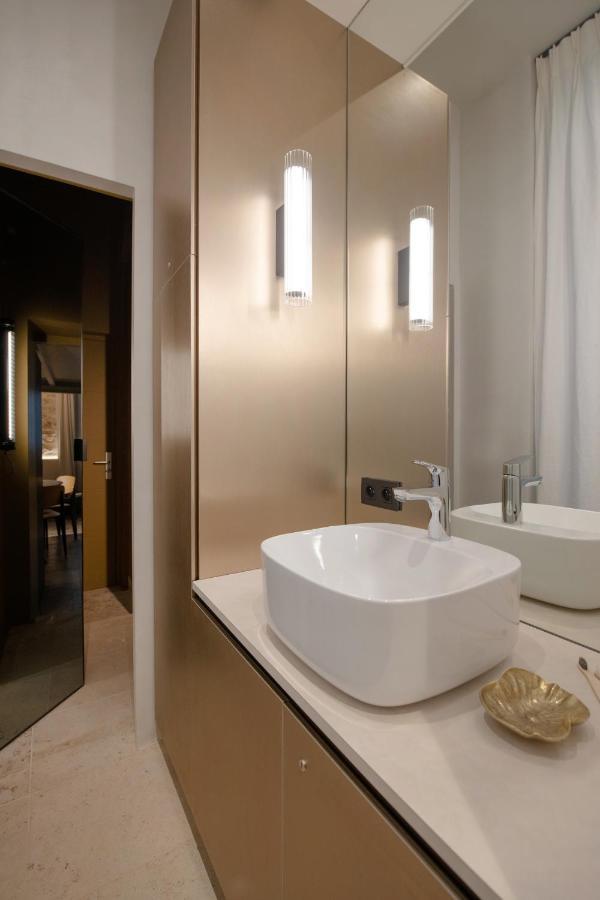 Mihotel Serlin Lyon