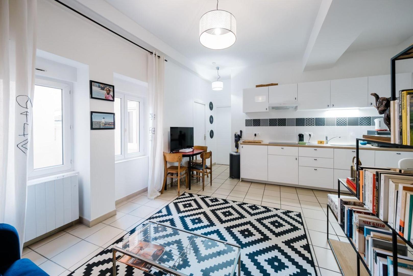 Calm & Comfort / Near Part-dieu Ail Appartement *