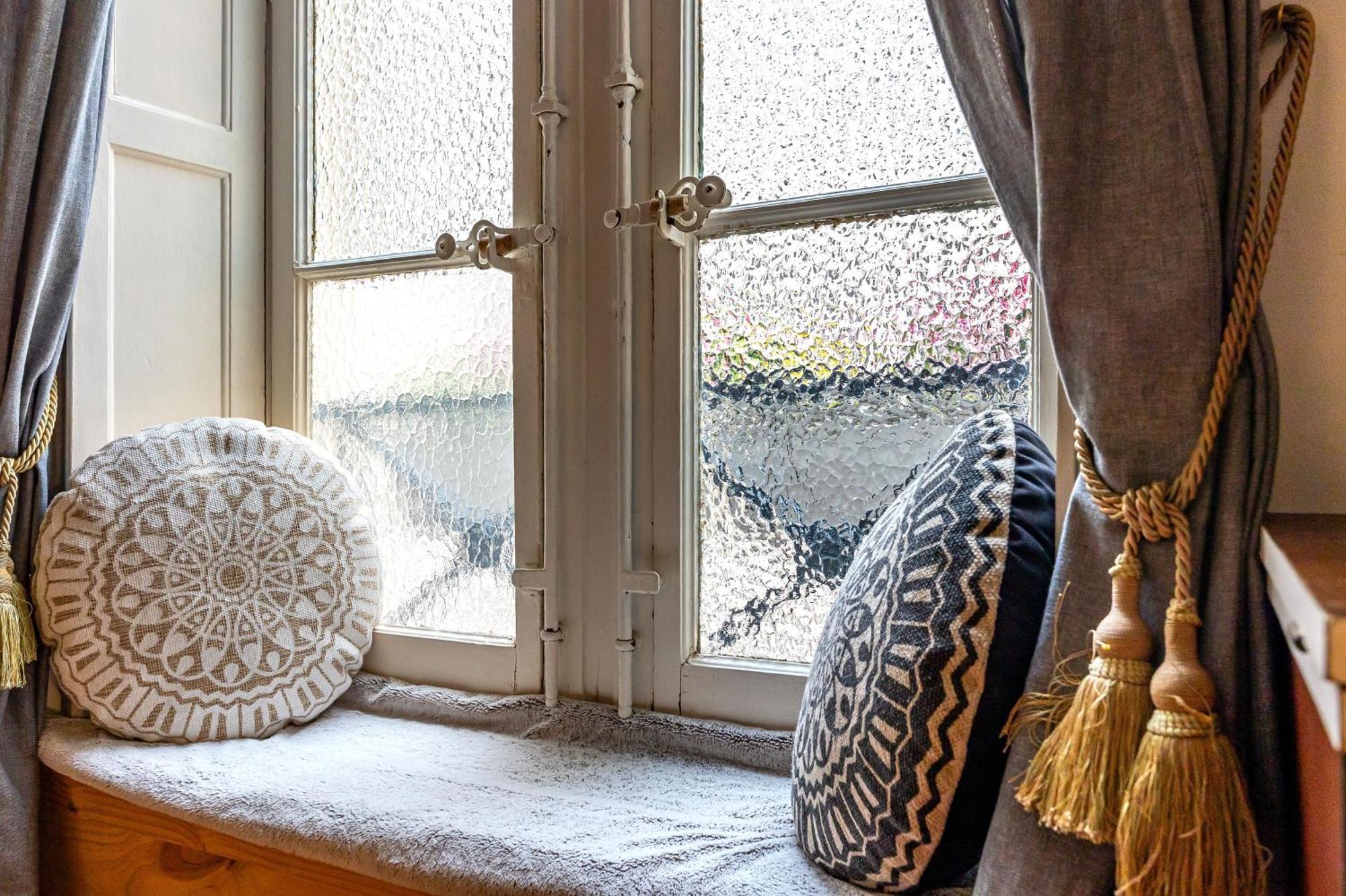 Apartment Haussmannien D'artiste, Exception, Quai De Saone Balcon+parking Lyon