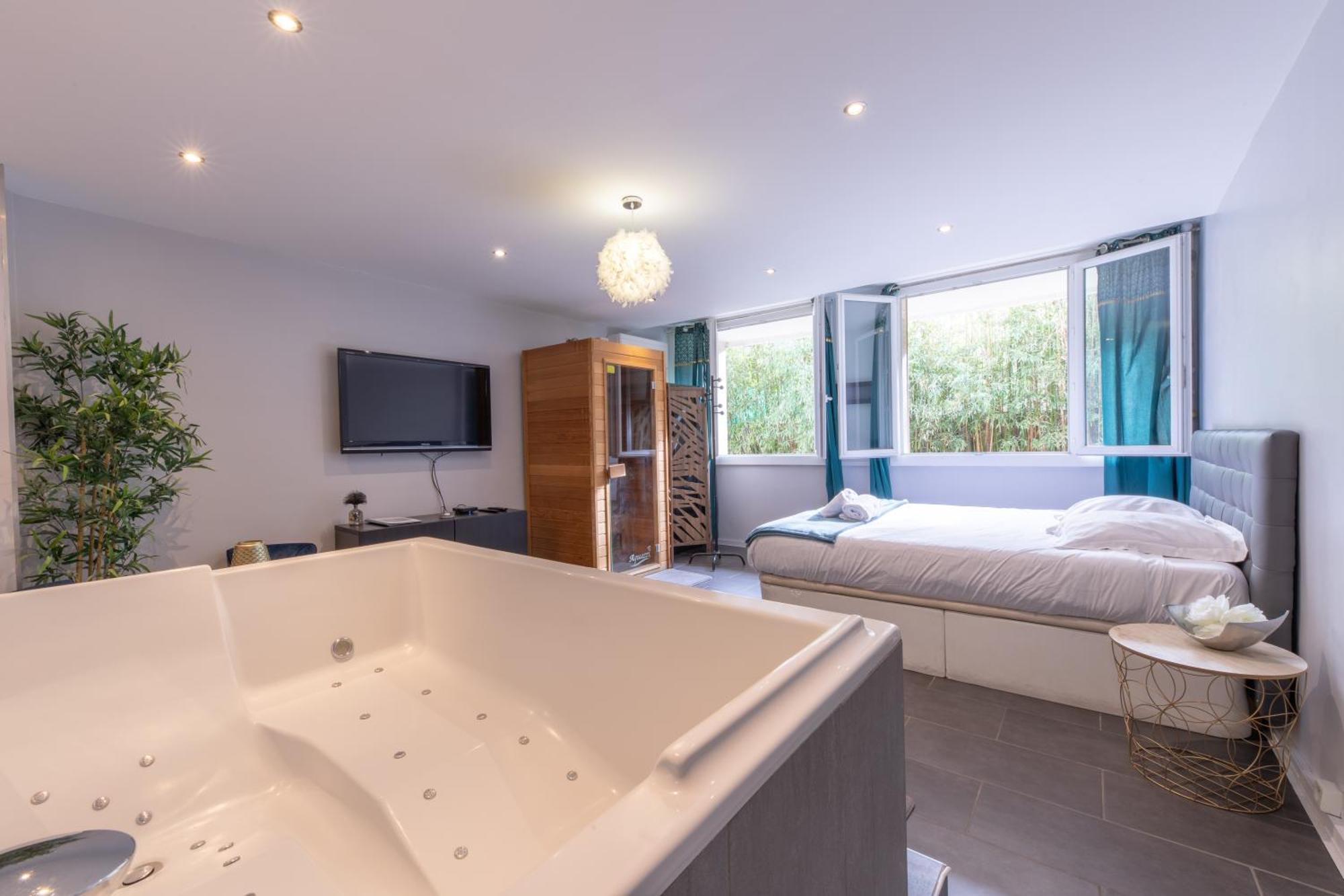 Zen - Studio Avec Jacuzzi - 8eme Apartment Lyon