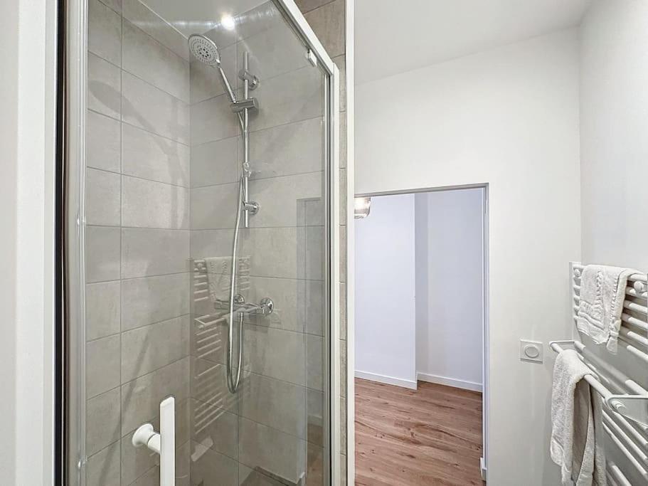 Cosy Studio, Centre Thomassin 3 *
