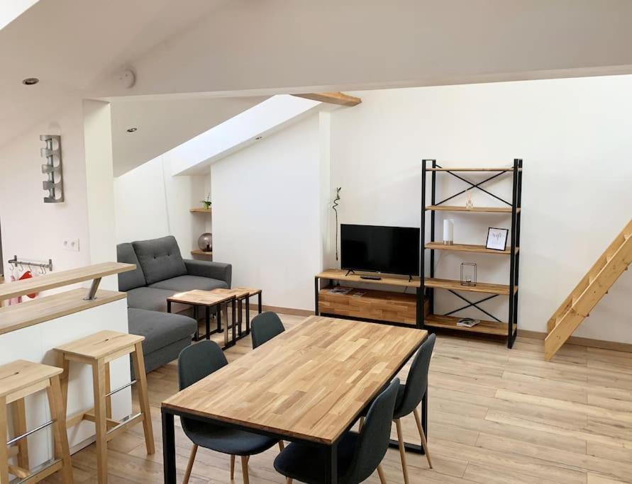 Apartment Very Cosy And Quiet One Bedroom Flat In Part Dieu