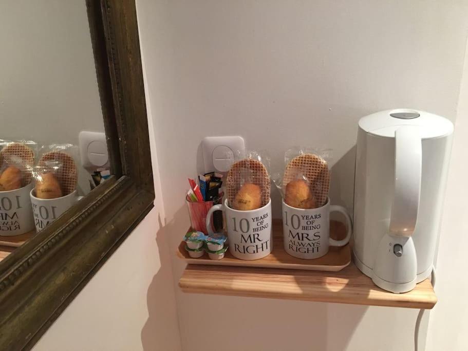 Apartment Studio Close Fourviere Very Quiet & Small Terrace *