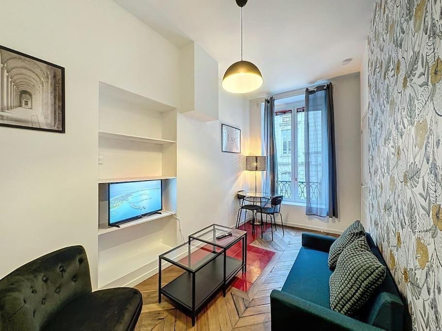 Apartment Cosy Appart, Rue St Cyr Lyon