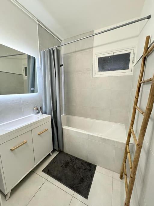 Topaze By Stack  Apartment *