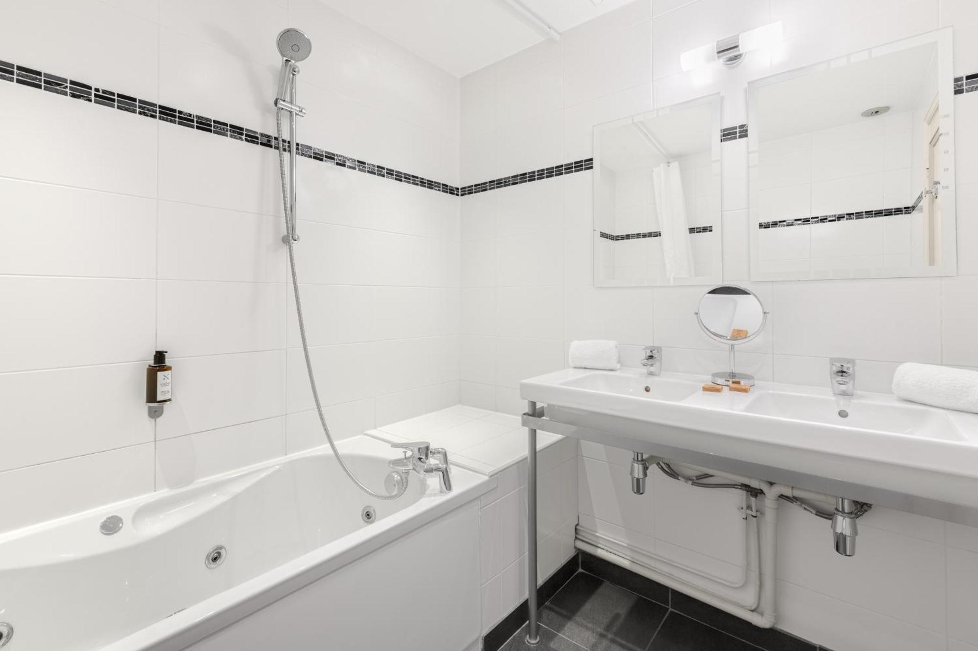 Hotel Le Phenix Lyon