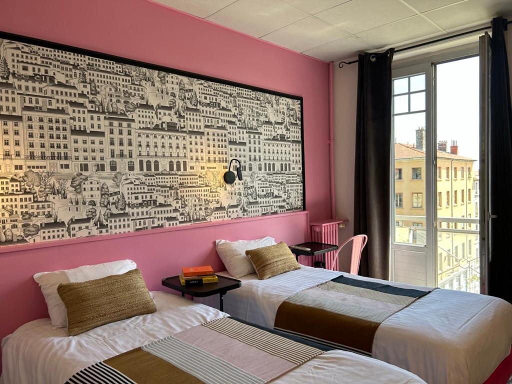 Hotel De La Croix-rousse 2*