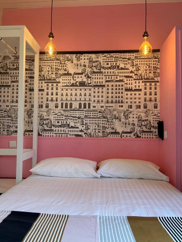 De La Croix-rousse Hotel