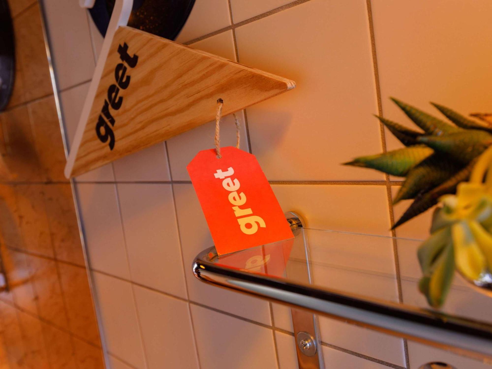 Hotel Greet Confluence