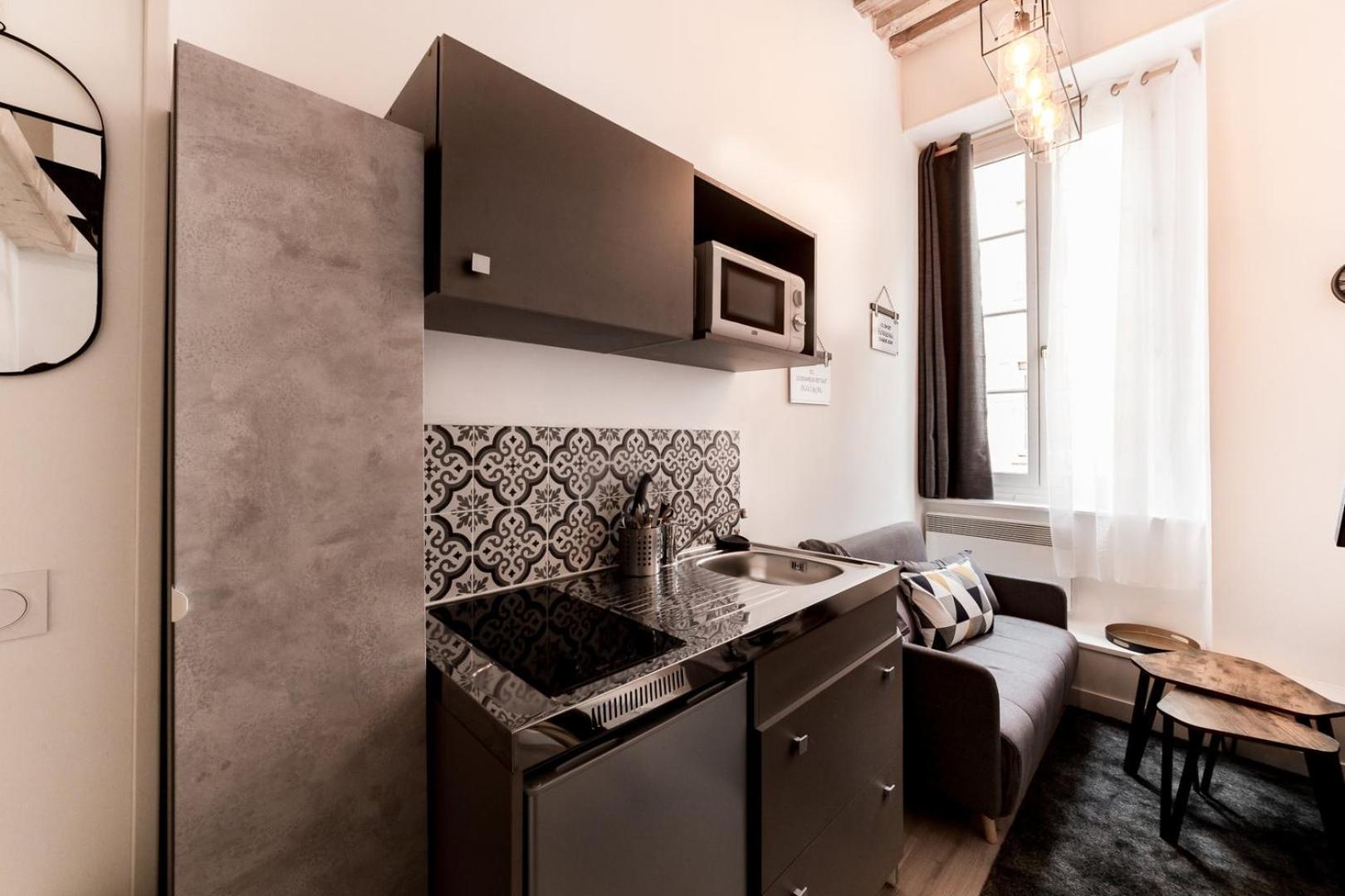 Duplex On The Slopes Of Croix-rousse