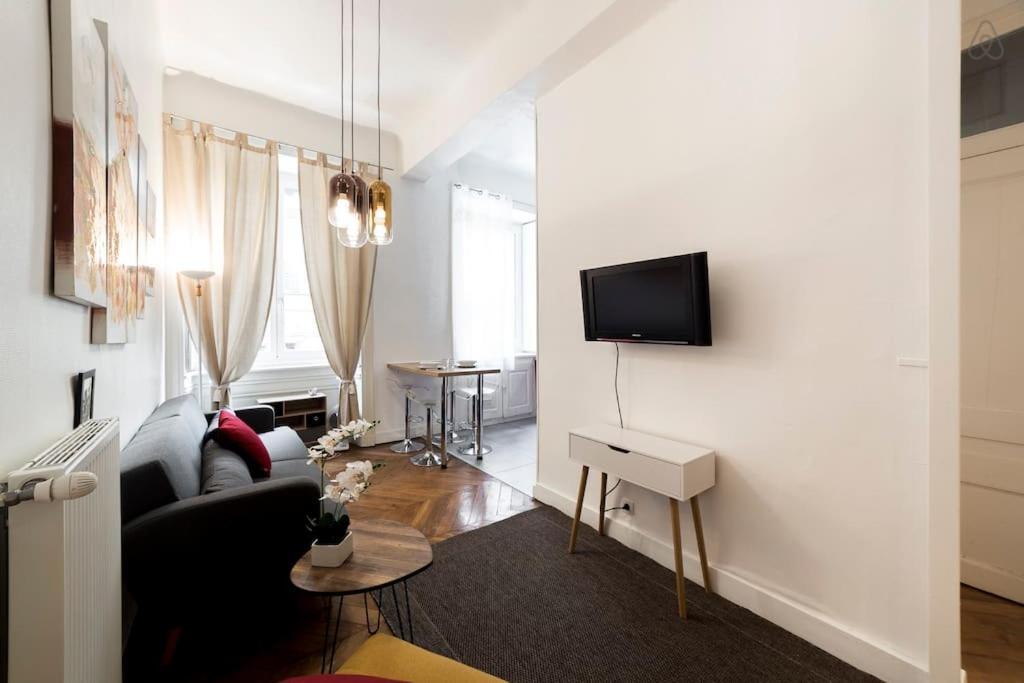 Apartment Perfect To Visit With Family Or Friends Ail Lyon