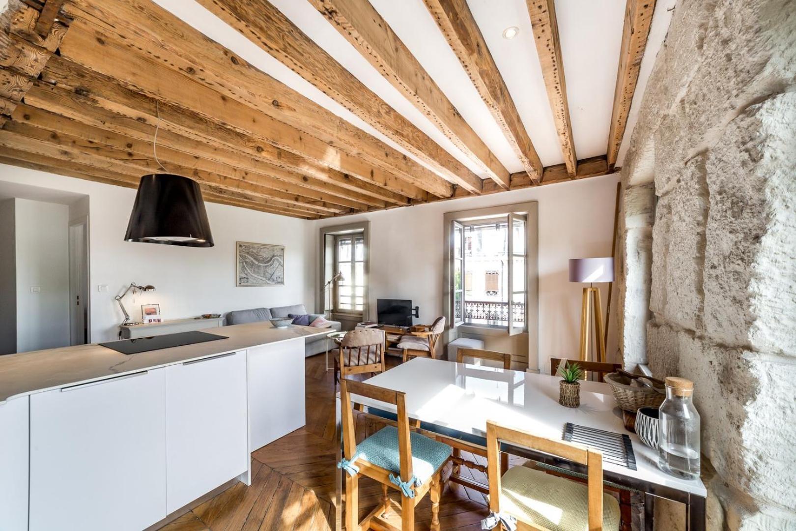 Authentic With An Exceptional View Ail Lyon