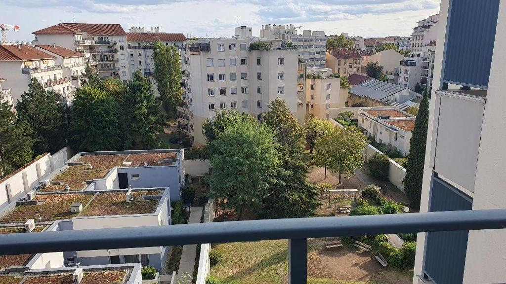 Apartment Appt T1 3 - 7eme Ciel Lyon