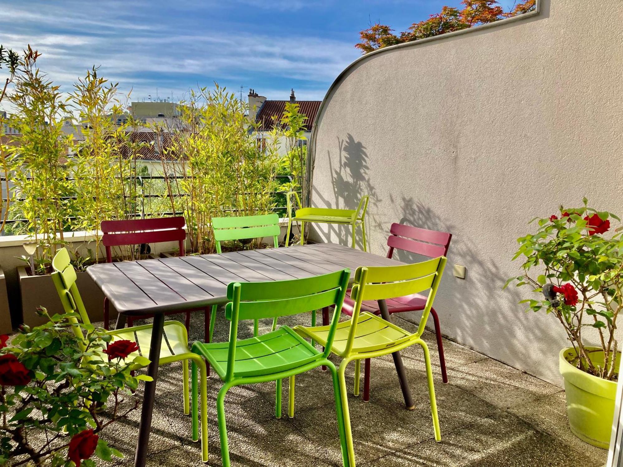 Junior Avec Balcon Lyon