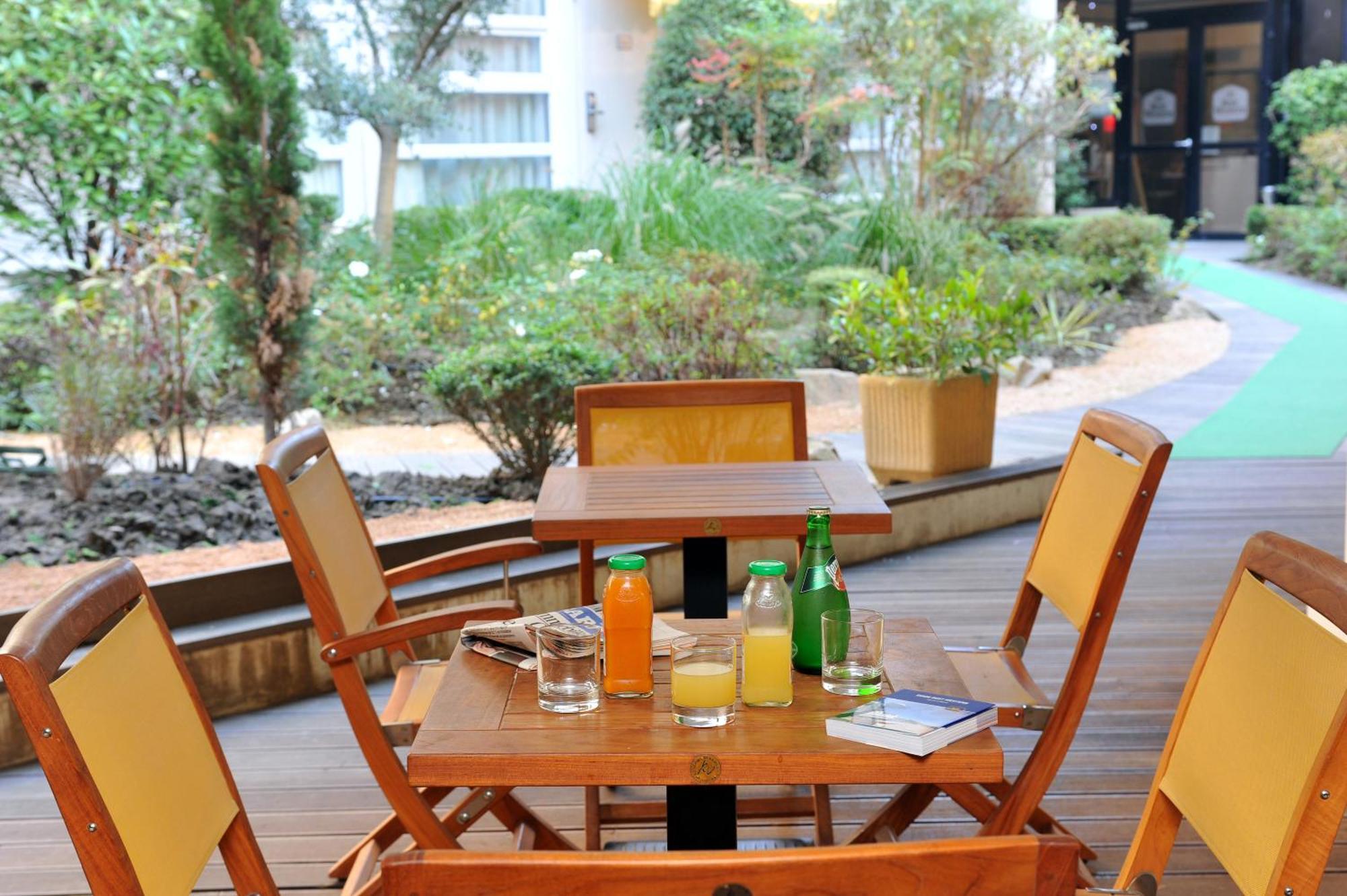 Hotel Best Western Crequi Part Dieu 4*