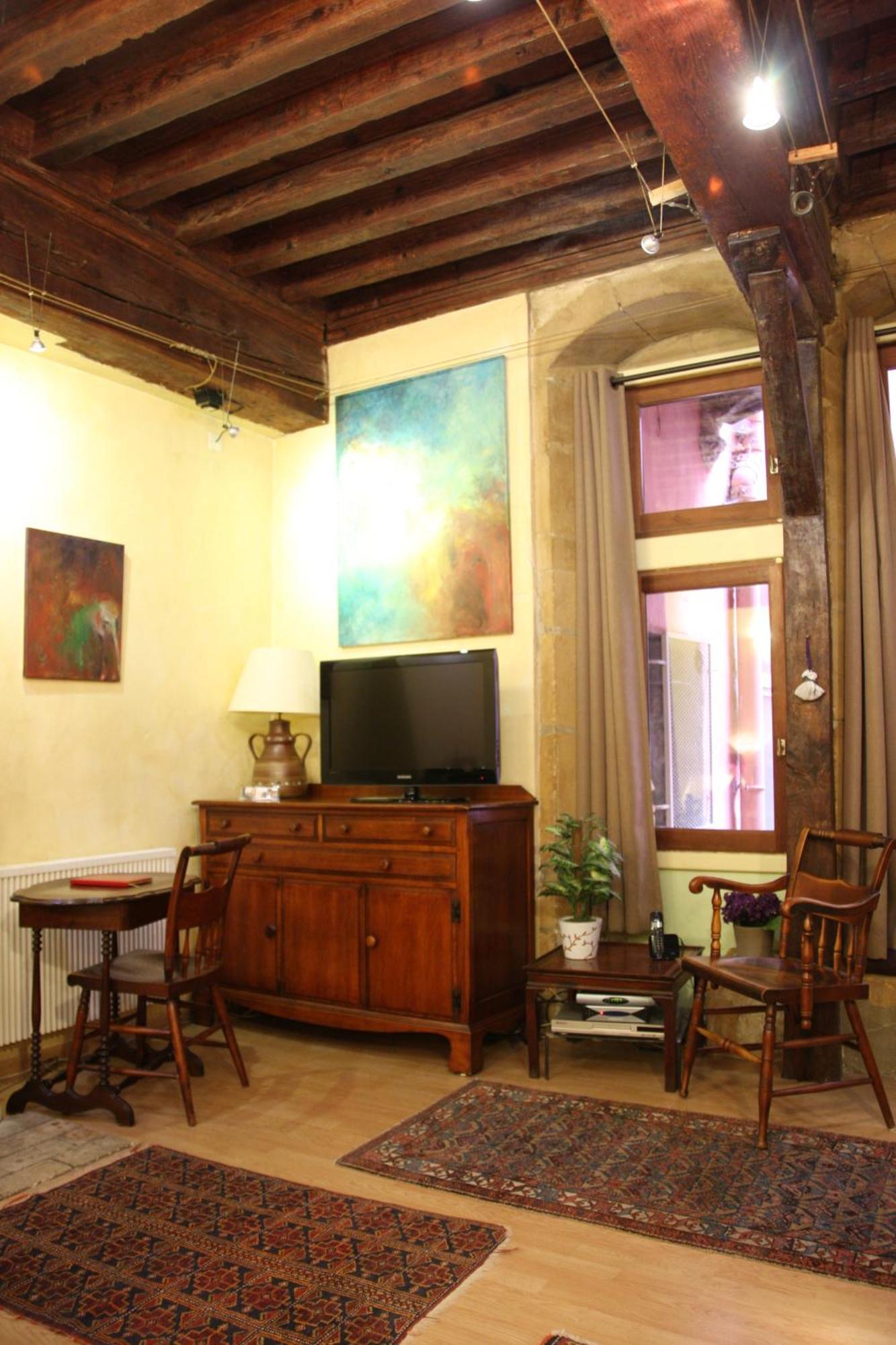 Appartement Vieux Cour Renaissance *