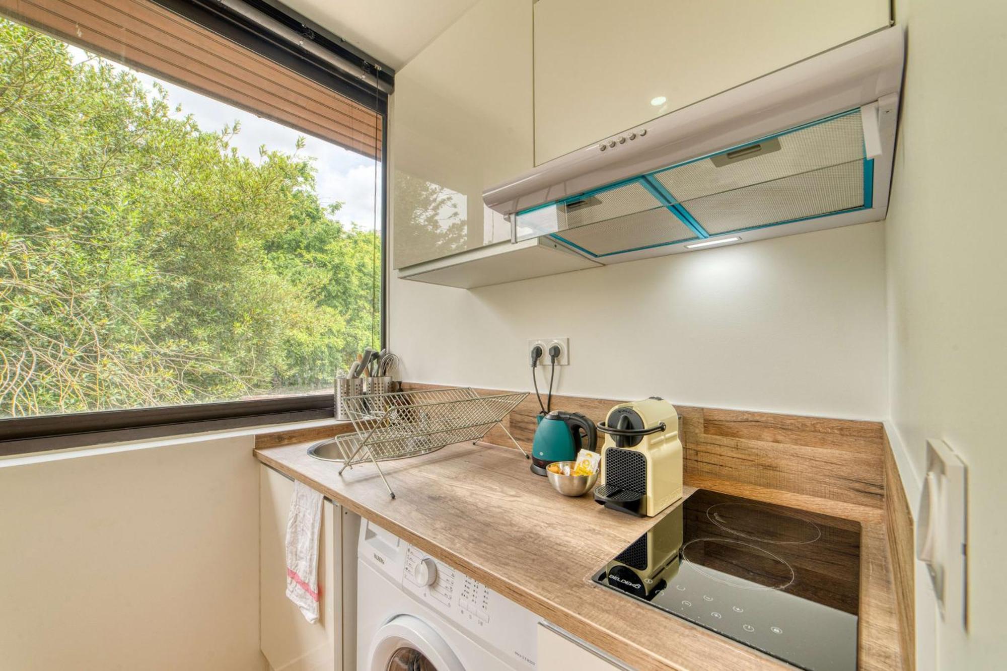 Apartment Le Petit Gerland - Calme Metro B *