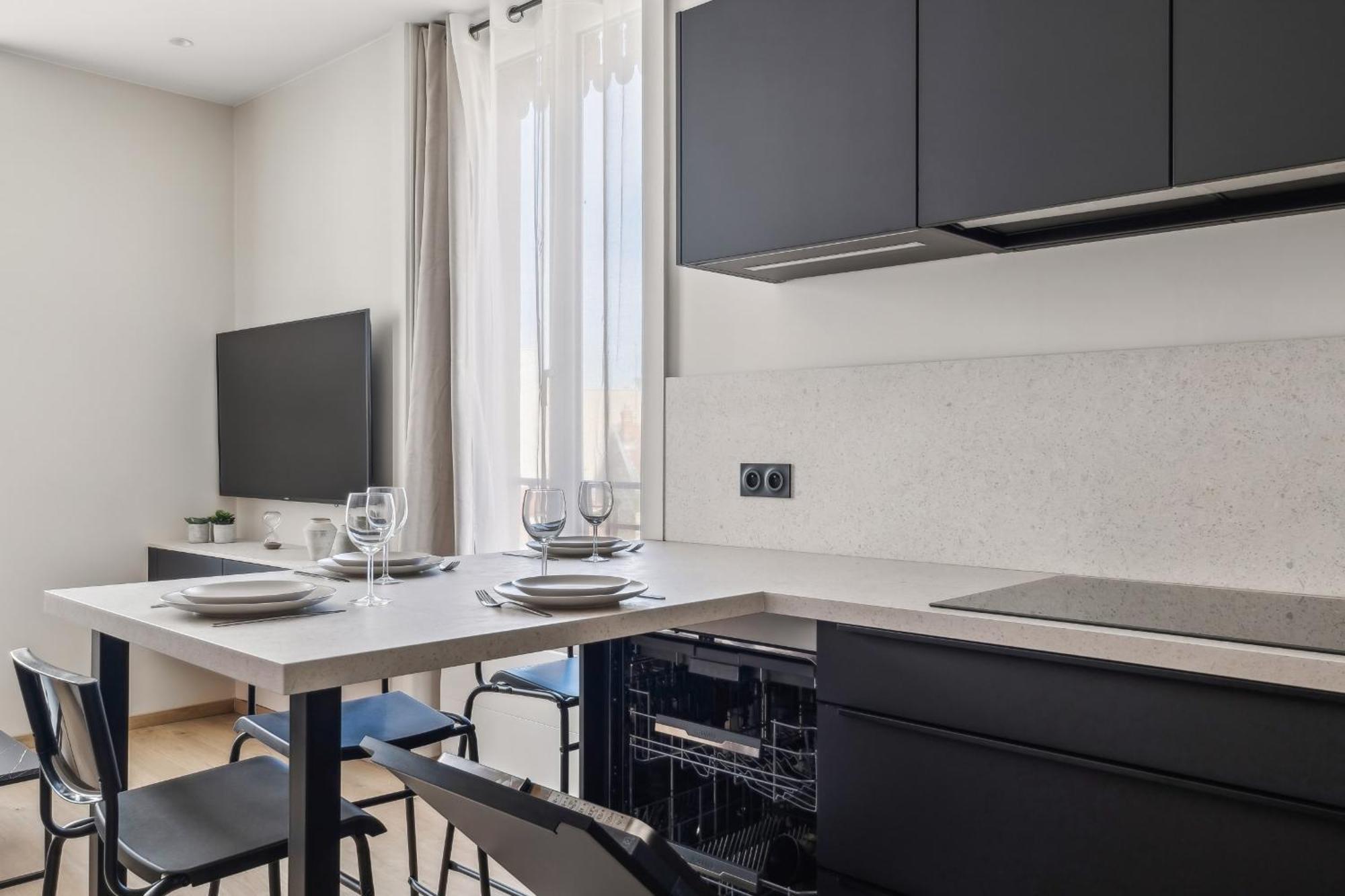 Escapade Lyonnaise - 6 Person In Sans Soucis Apartamento Lyon
