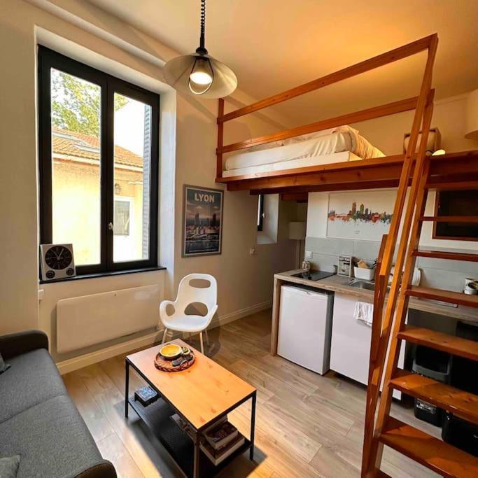 3 - T1 Soignat - Hostisy Appartement *