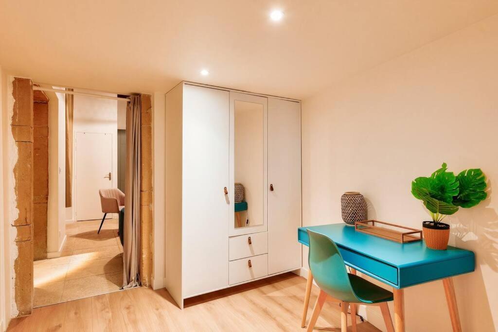 Appartement 2br Flat Near Louis Pradel Metro Station