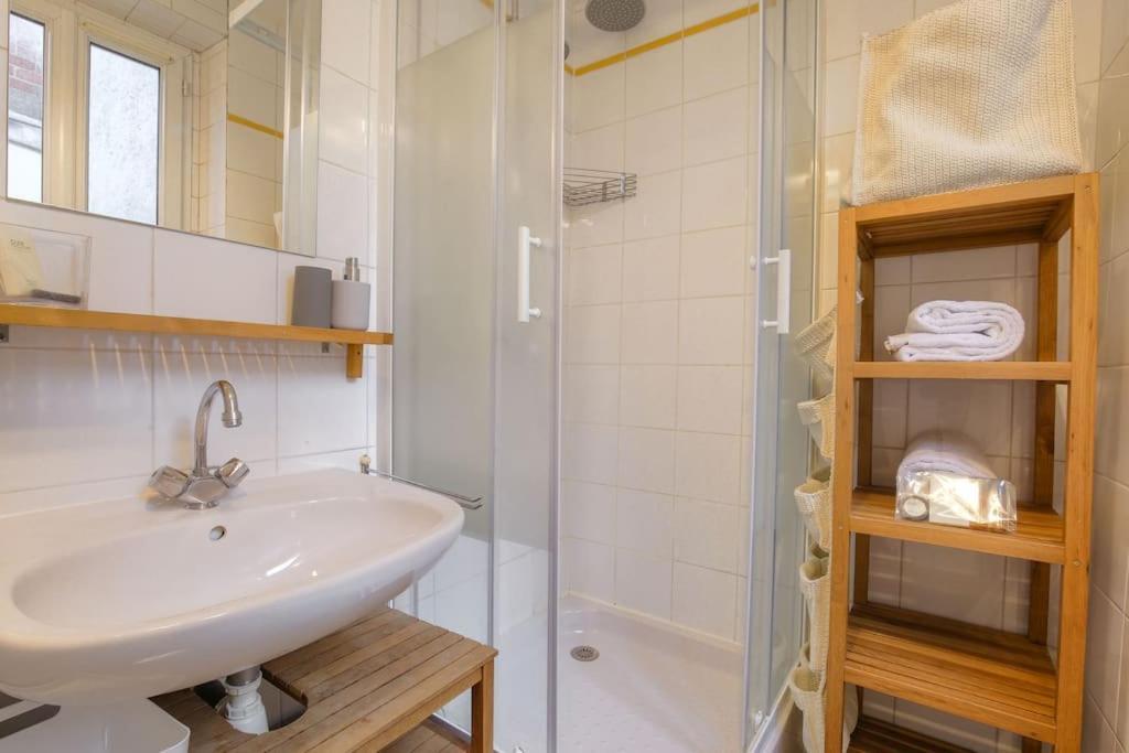 Super Idealement Situe, 6eme Appartement *