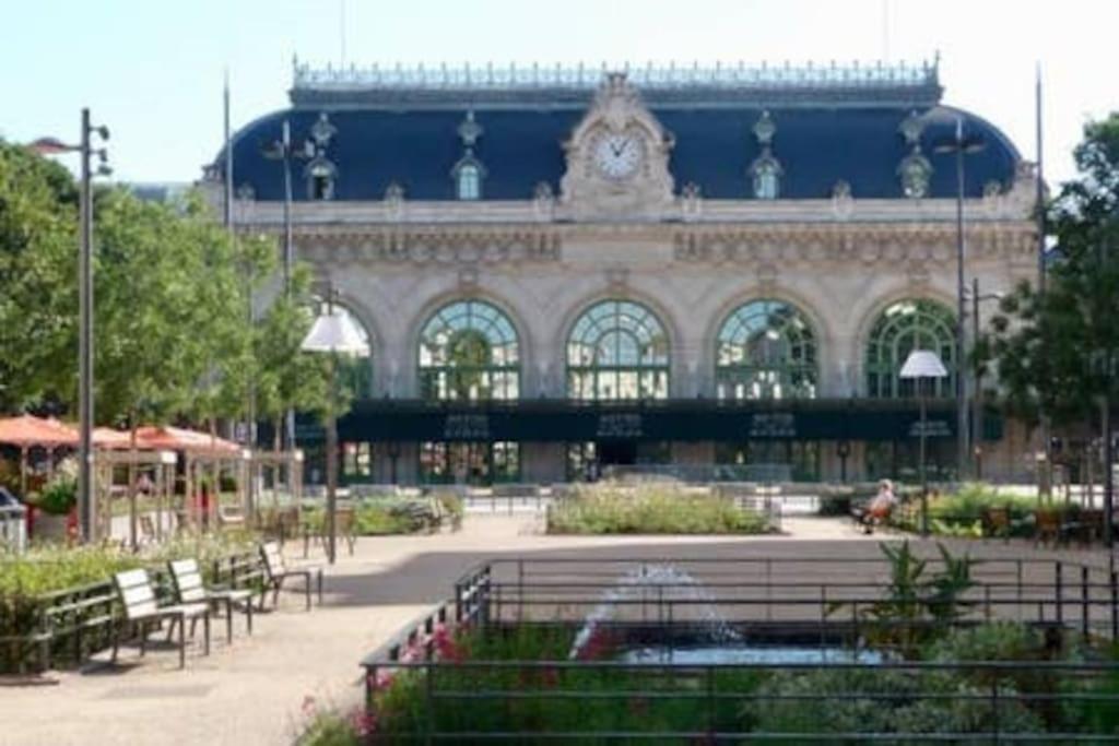 Super Idealement Situe, 6eme * Lyon